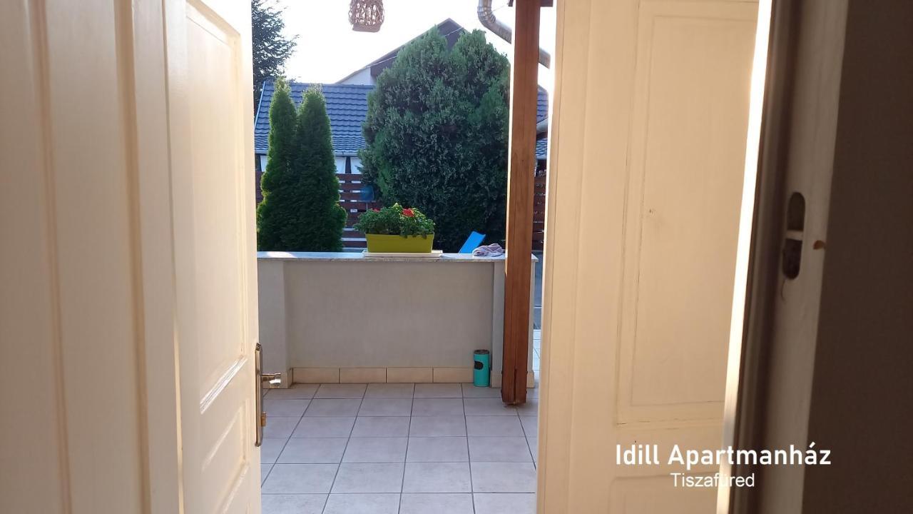 Idill Apartmanház B&B Tiszafüred Esterno foto