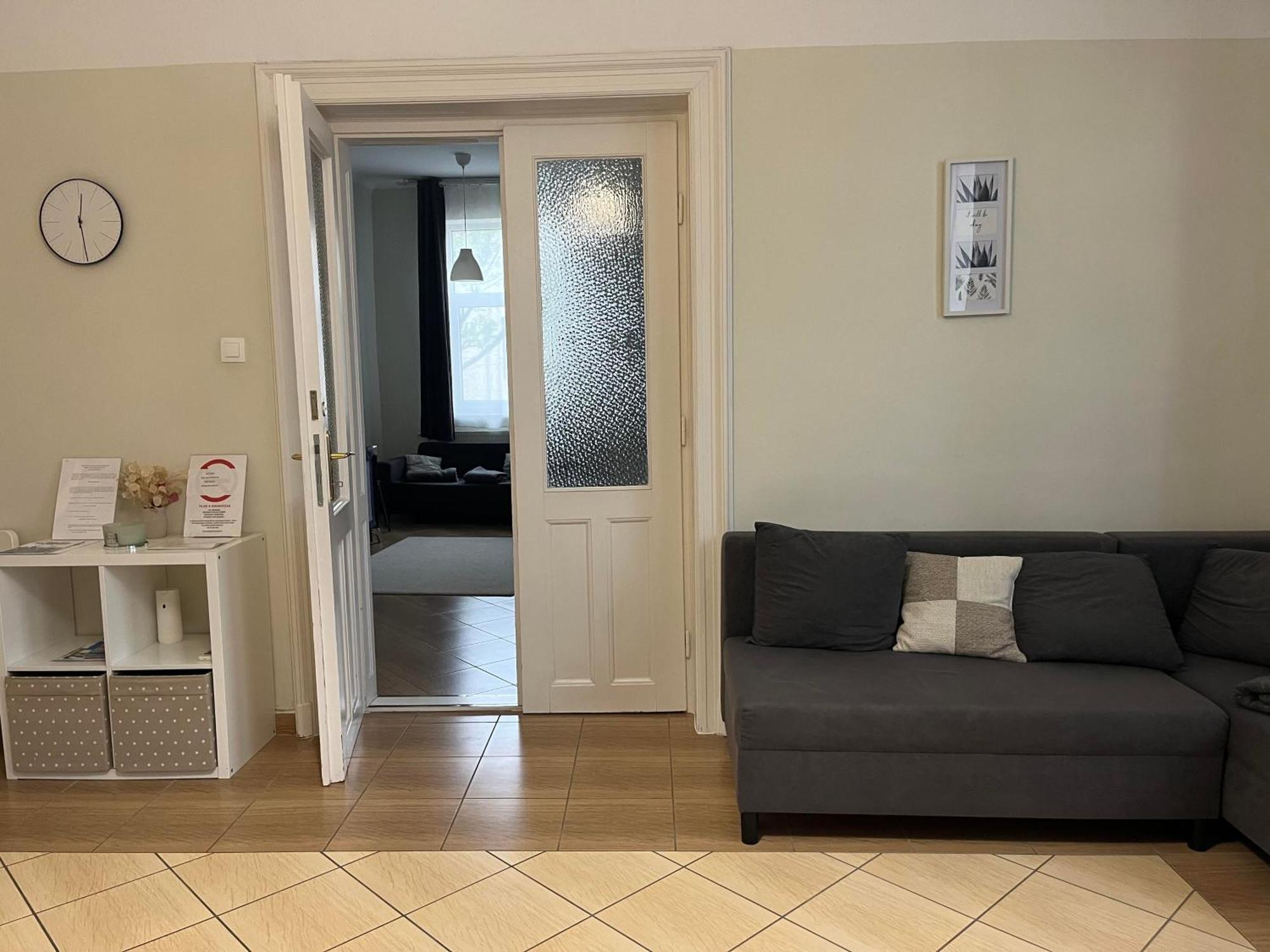 Idill Apartmanház B&B Tiszafüred Esterno foto